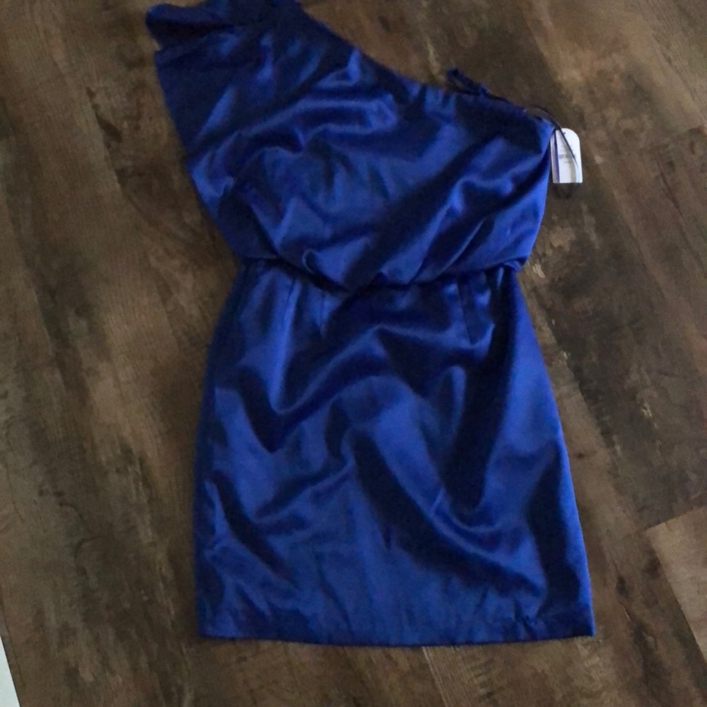 Jessica Simpson cobalt off one shoulder dress 4